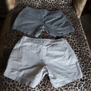 LOT 2 Pair Old Navy shorts - inseam 4 1/2